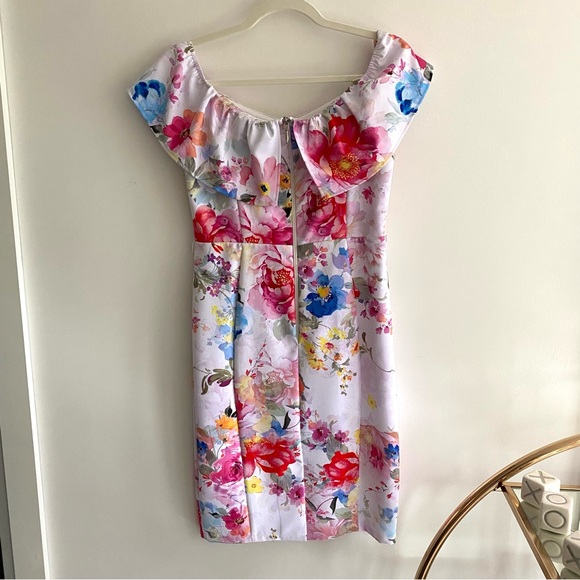 Dorothy Perkins Floral Off Shoulder Dress - Picture 4 of 8